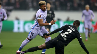 Айнтрахт Франкфурт 0 0 Барселона 37′ Дузпа за Айнтрахт