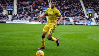 Българският нападател Николай Тодоров и негови съотборници от Ливингстън