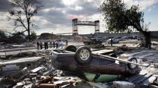 Общите икономически загуби от природни и причинени от човека бедствия