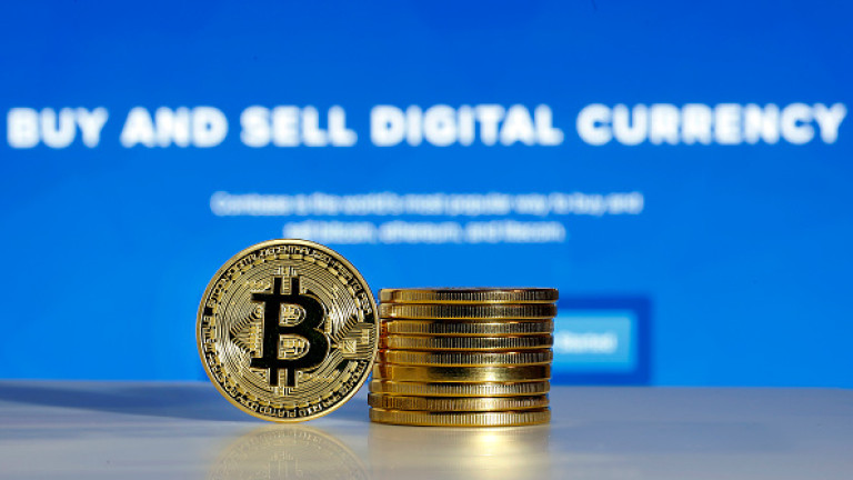 Bitcoin мина границата от $9000 за първи път от повече от година