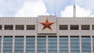 Народно освободителната армия на Китай в четвъртък сутринта започна