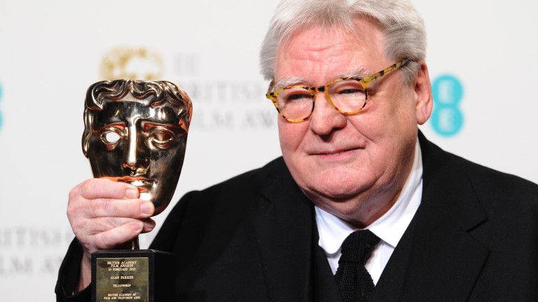 Британският режисьор Сър Алън Паркър почина на 76 години, предаде