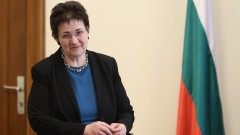 Министър Петкова е новият ротационен председател на Съвета на гуверньорите на ЕИБ