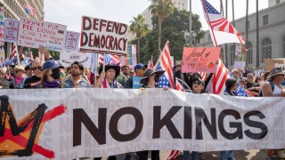 Кметът на Лос Анджелис Карън Бас във вторник отмени полицейския