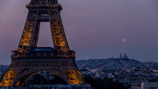 Изглежда че Земята вече е твърде тясна не само за