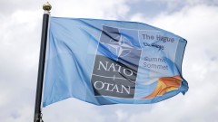 САЩ предават две ключови командвания на Европа