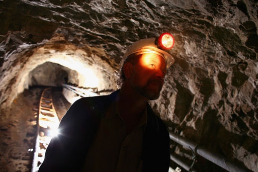 Бургаските миньори без пари - заплашват да останат под земята