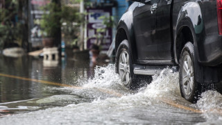 Поне 33 души загинаха в Афганистан след като силни наводнения