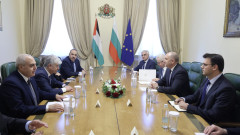 Радев: България остава ангажирана с усилията за прекратяване на войната в Газа