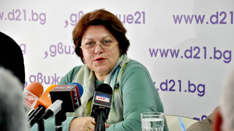 Татяна Дончева: Само льольо може да излезе в 5-месечен отпуск, докато води ДАНС