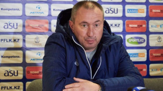 Мъри Стоилов може да поеме отбор от руската Премиер лига