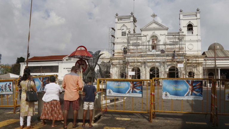 Шри Ланка е изгонила над 600 чужденци, включително около 200