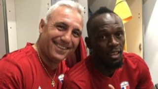 Христо Стоичков и Юсейн Болт играха заедно футбол на Ю