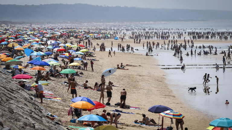 В португалската столица Лисабон е счупен 37-годишен температурен рекорд, след