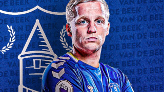 Евертън обяви официално привличането на Дони ван де Беек от
