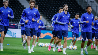 С разбор подновиха тренировките на Герена вчера Треньорът Николай Костов