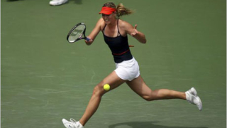 Мария Шарапова стигна до четвъртфиналите в Амелия Айлънд