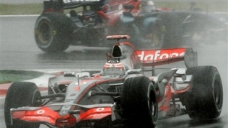 Люис Хамилтън спечели Гран при на Япония