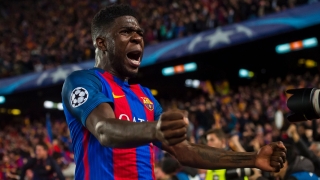 Защитникът Самуел Умтити няма да мърда от Барселона увери треньорът