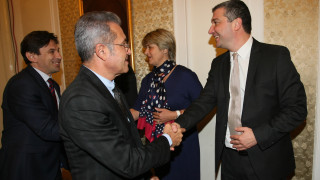 БСП и ДПС седнаха на масата на преговорите за вот