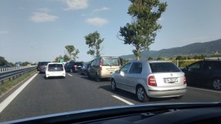 Три катастрофи затрудниха движението на АМ Тракия в района на Чирпан