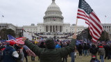  US Конгресът под обсада, протестиращи проникнаха в постройката 