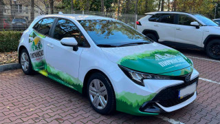 С изцяло подновен автопарк от 217 хибридни автомобила ще разполага