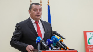 Най тежко ситуация остава в община Струмяни и правителството може да