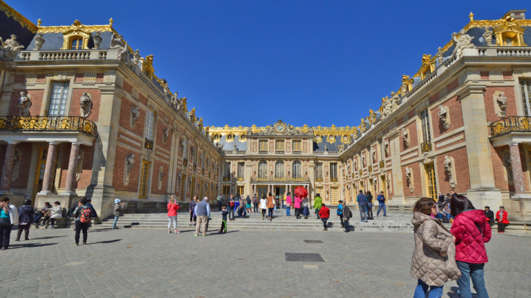 Да спиш във Версай за $2000: Първият хотел там отвори врати в сграда от 1681 година