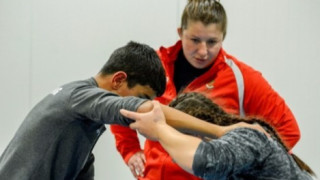 Петкратната световна и шесткратна европейска шампионка Станка Златева повежда отбор