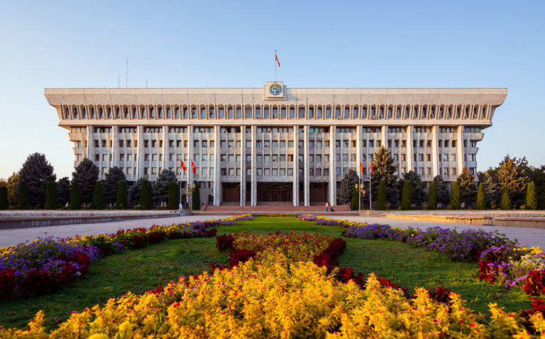 "Белият дом" на Киргизстан в столицата Бишкек