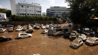 Западна Гърция засегната от наводнения информира Ройтерс Властите евакуираха десетки