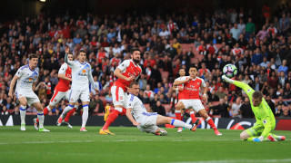 Нападателят на Арсенал Оливие Жиру ще бъде извън игра минимум