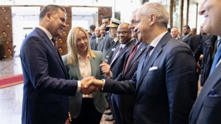 Италианският премиер Джорджия Мелони посети Триполи в събота, за да