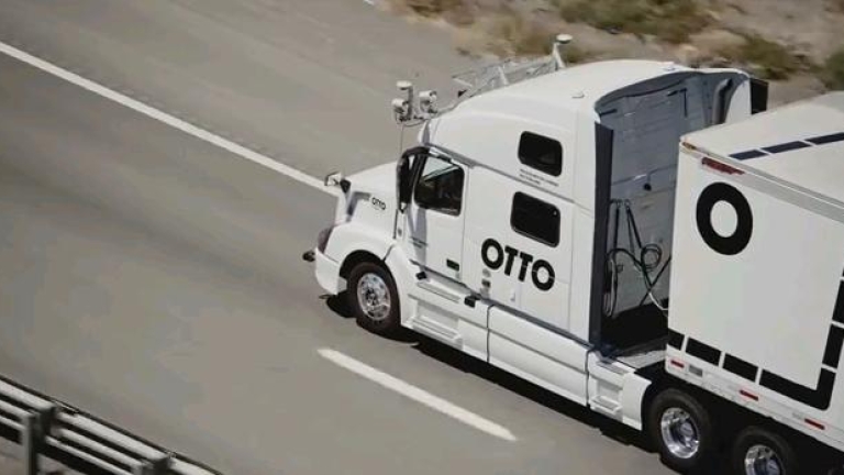 Безпилотни камиони оставят тираджиите без работа?