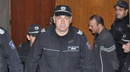 До 30 г. затвор искат за обирджията от Сливен