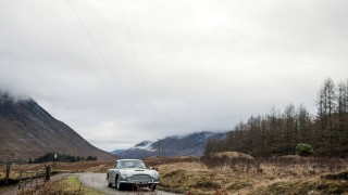 Aston Martin връща в производство колата на Джеймс Бонд