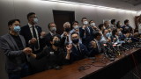  Всички продемократични депутати в Хонконг подадоха оставка 