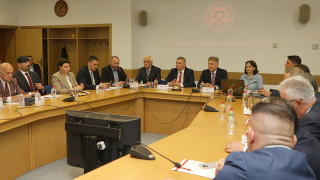Министерство на икономиката поглежда към военната ни индустрия