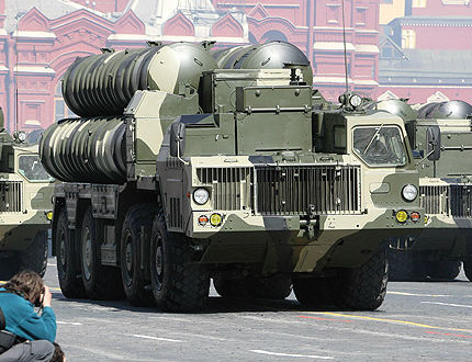 Руската "Алмаз-Антей" готова да достави ракетна система С-300 на Иран