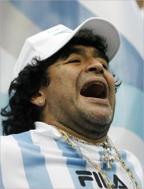 Марадона се готви за треньорския си дебют