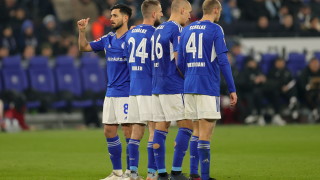 Втородивизионният германски отбор Шалке 04 се раздели с треньора Кеес