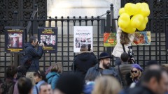 След удара по Пеевски за охраната, оставиха ДПС с "вързани ръце" и за комисия "Петрохан"