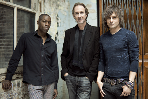 Mike + The Mechanics забиват за сефте в България на Sofia Rocks