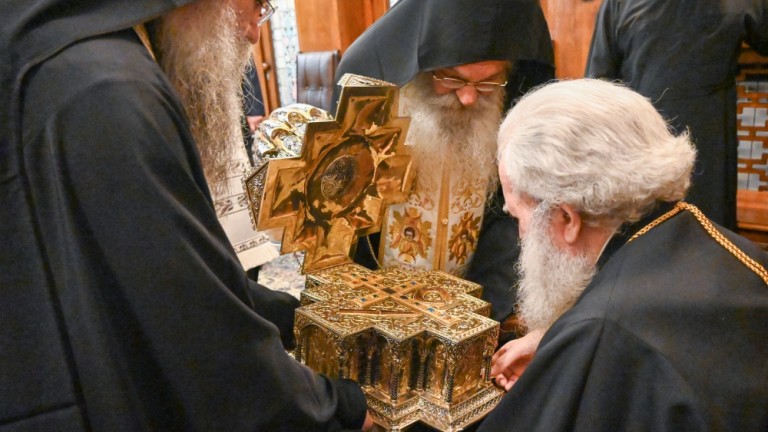 Българският патриарх и Софийски митрополит Неофит посрещна в патриаршеския дом