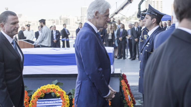 Палестинският лидер Абас потвърди присъствие на погребението на Шимон Перес в петък