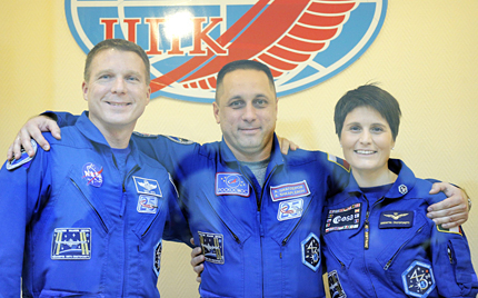 Руснак, американец и италианка поемат на 169-дневна космическа мисия