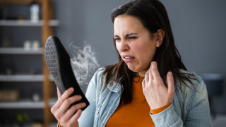 Миризливите крака не са нещо за което обичаме да говорим