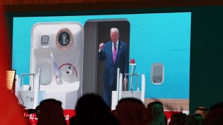 Президентът на САЩ Доналд Тръмп пристигна във вторник в Саудитска