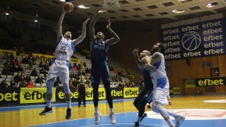 Баскетболният шампион на България Левски Лукойл направи голяма крачка към